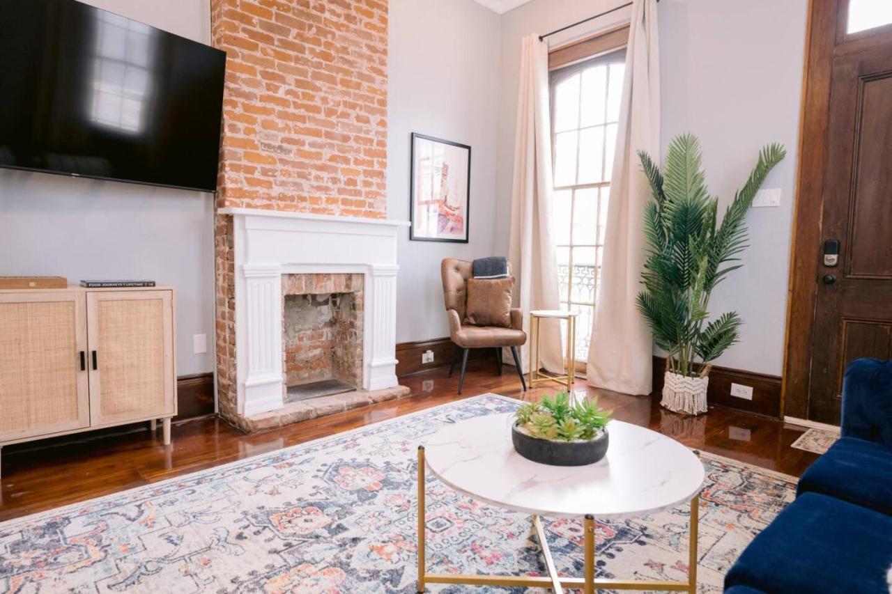 Marais Gem - Monthly 1br